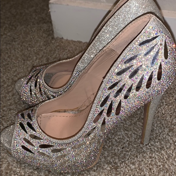 Prom Shoes - Picture 2 of 3